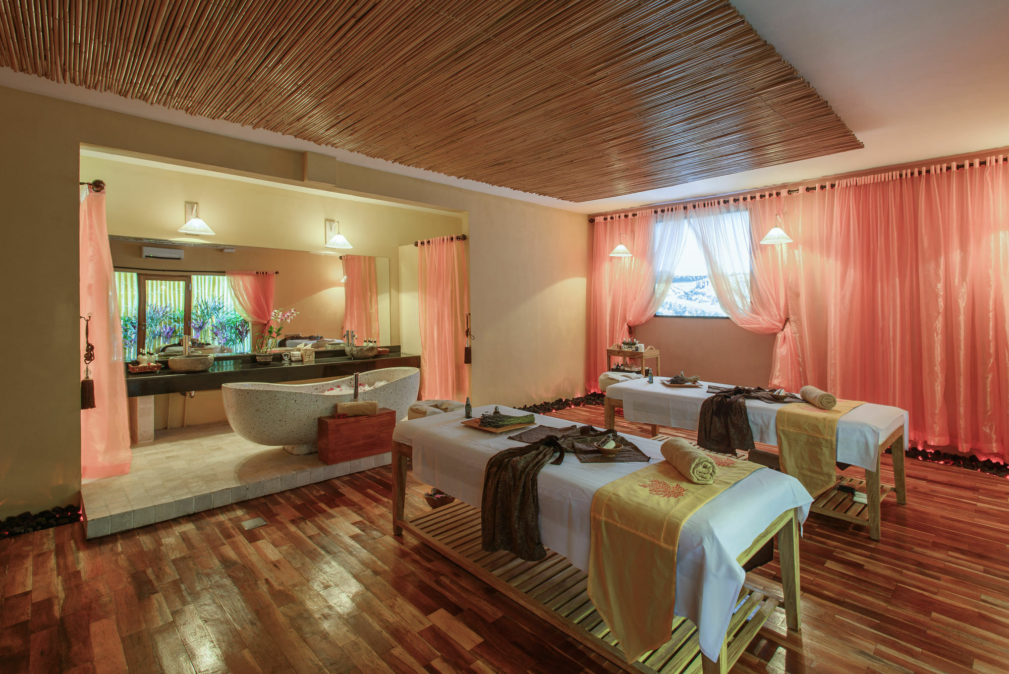 Seminyak Suites